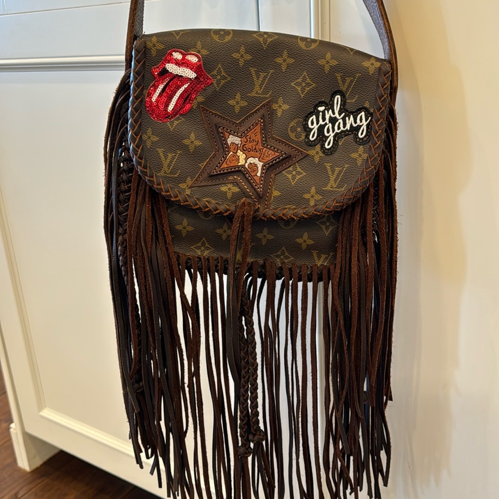 Leather & Vodka Louis Vuitton St Cloud boho bag